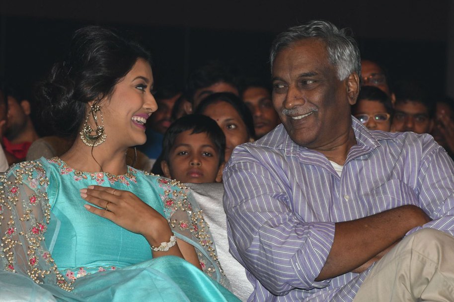 Dwaraka-Movie-Audio-Launch